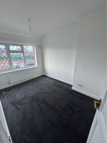 2 Bed Terraced House, Dolphin Lane, B27 - Photo 5