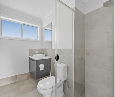 HILLTOP HAVEN! - Photo 5