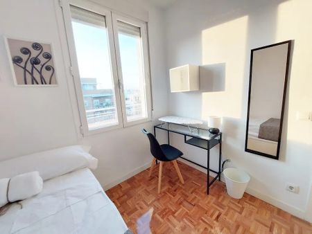 Paseo de las Delicias, Madrid, Community of Madrid 28045 - Photo 2