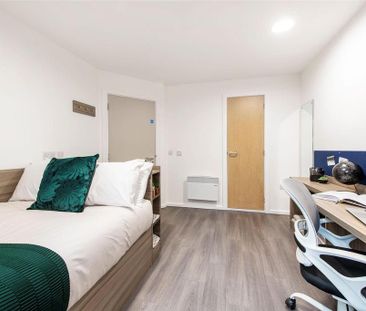 1 bedroom in a flat share to rent - Photo 6