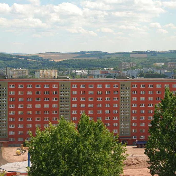 Familienwohnung mit Balkon und guten Einkaufsmöglichkeiten - Foto 1