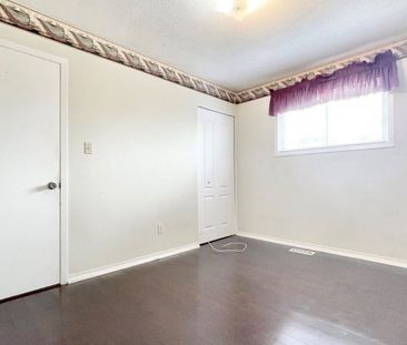 For Lease - 257 Thorncrest Drive, Waterloo, Ontario - Photo 5