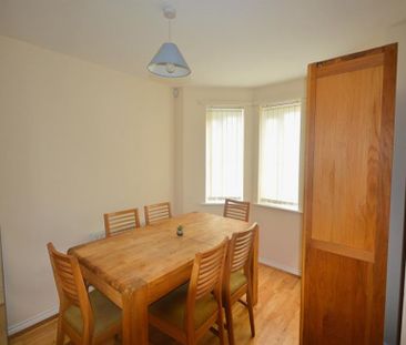 4 Bedroom Detached To Let - Photo 4