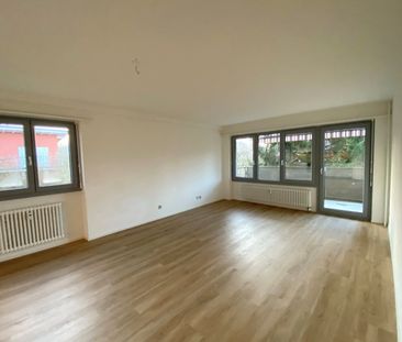 "Modern - Saniert - ausgezeichnete Wohnlage" - Photo 1