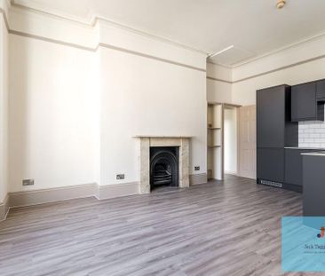 Studio to rent - Photo 6