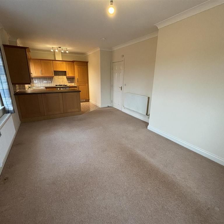 2 bedroom apartment to rent - Photo 1