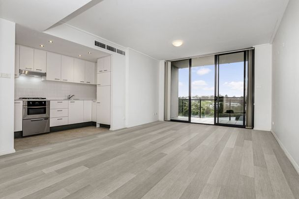 Contemporary And Convenient - Photo 1