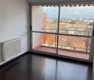 Location Appartement 3 pièces 79m² BORDEAUX 33800 - Photo 4