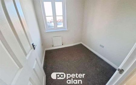 Heol Y Gors, Townhill, Swansea, SA1 - Photo 2