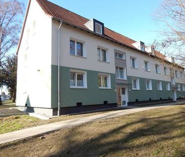 charmante 3-Zimmer-Wohnung mit Balkon in modernisiertem Haus - Photo 4