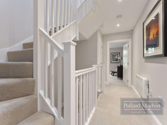 4 bedroom terraced house to rent - Photo 1