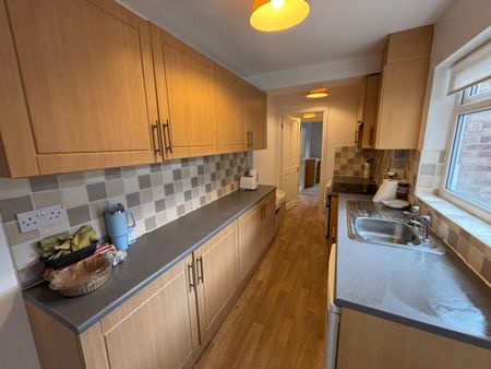 8 George Street - No Deposit & 2 BathroomsLoughborough - Photo 3
