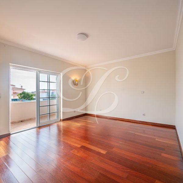 Moradia T5+1 em Lisboa - Photo 1