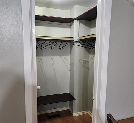 For Lease - 18 Valley Stream Drive, Toronto, Ontario - Photo 5