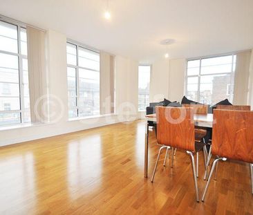 2 bedroom flat to rent - Photo 2