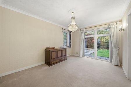4 bedroom detached house to rent - Photo 4