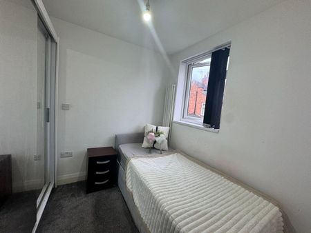 Room in a Shared House, Hartington Road, LE2 - Photo 3