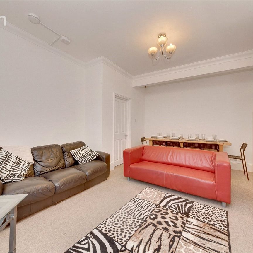 5 bedroom house to rent - Photo 1