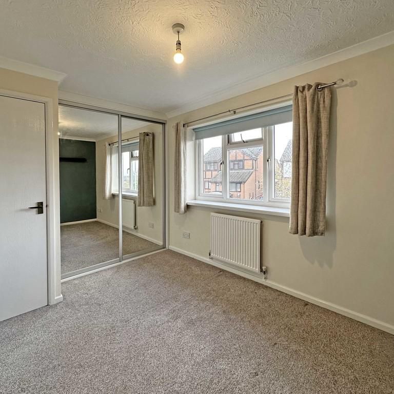 2 bedroom semi-detached house to rent - Photo 1