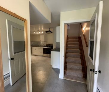 B-347 Frontenac Street – Carriage House, inclusive! - Photo 2