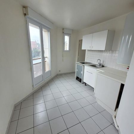 Location Appartement 1 pièce 37m² GOUSSAINVILLE 95190 - Photo 3