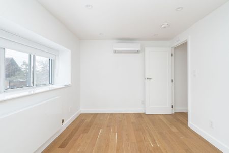 4 Overland Drive - Photo 4