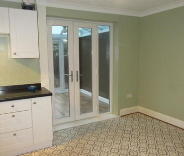 2 bedroom terraced house to rent - Photo 5