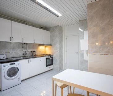 Calçada do Marquês de Abrantes, Lisbon, Lisbon 1200-163 - Photo 5