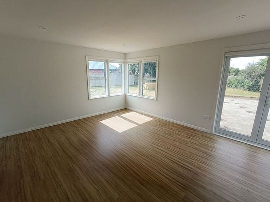 Ultimate Student Home! - Photo 1