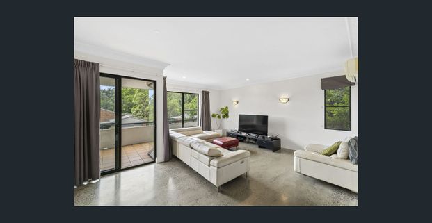 Private Family Retreat with Pool, Court & Multiple Living Areas - Photo 1