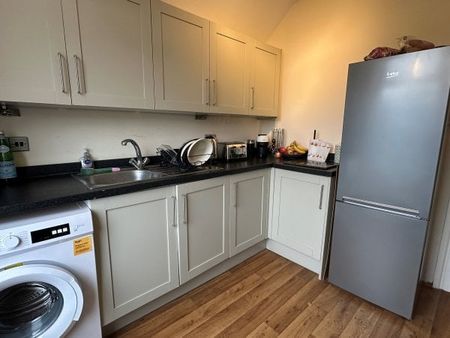 Earls Avenue, Folkestone, Property for rent - Photo 3
