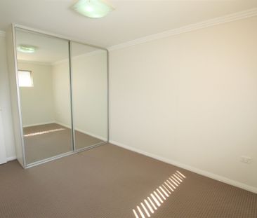 Great Location - Photo 3