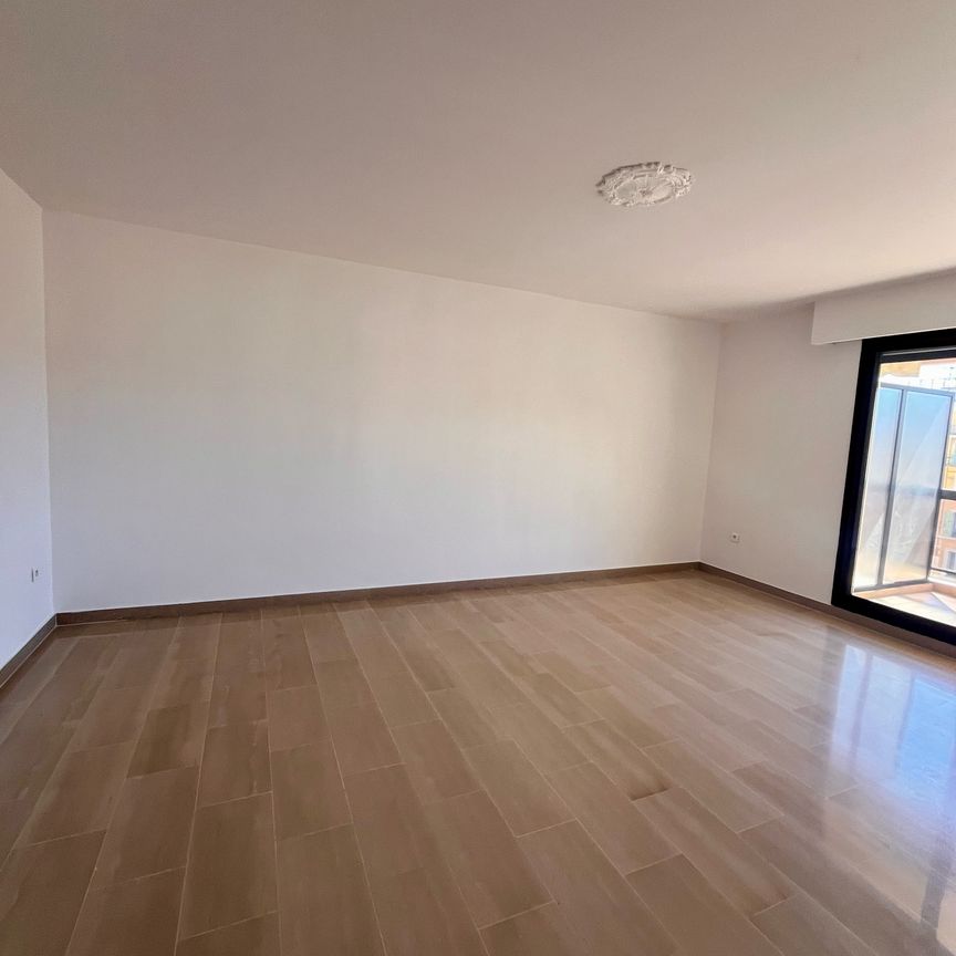 Location Appartement 2 pièces 47m² NICE 06000 - Photo 1