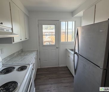 496, Delmar, Pointe-Claire à louer - Photo 3