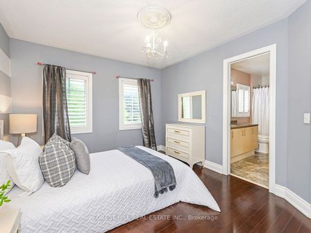 For Lease - 1575 Samuelson Circle, Mississauga, Ontario - Photo 2