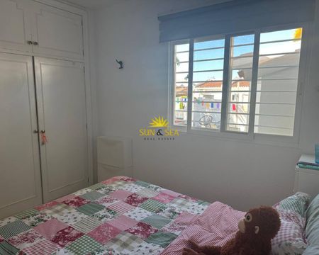 VILLA WITH 2 BEDROOMS IN LA NUCIA, ALICANTE - Photo 4