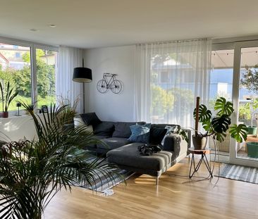 APPARTEMENT 31/2 PIÈCES MANSARDÉ À WINTERTHOUR - WÜLFLINGEN, MEUBLÉ... - Foto 1
