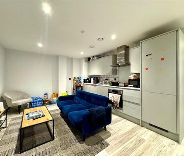 2 bedroom apartment to rent - Photo 4