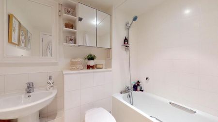 2 bedroom flat to rent - Photo 5