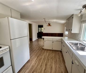 For Lease - 45 Wellington Road 124 N/A Unit# B, Erin, Ontario - Photo 2