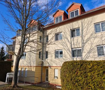 // bezugsfreie 2-Raum Wohnung mit Terrasse und TG-Stellplatz // - Foto 6