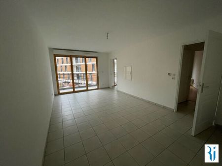Location Appartement 3 pièces 64m² - Photo 2