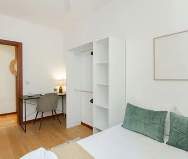 Calle de Fernández de la Hoz, Madrid, Community of Madrid 28010 - Photo 3