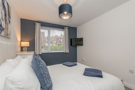 Harehills Lane - Photo 4