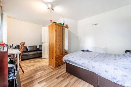 5 bedroom house to rent - Photo 2