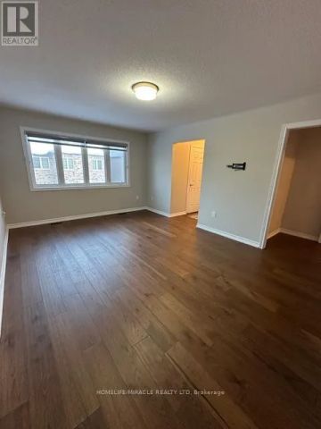 63 ROYAL FERN CRESCENT - Photo 2