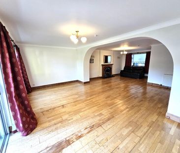 4 bedroom detached house to rent - Photo 4