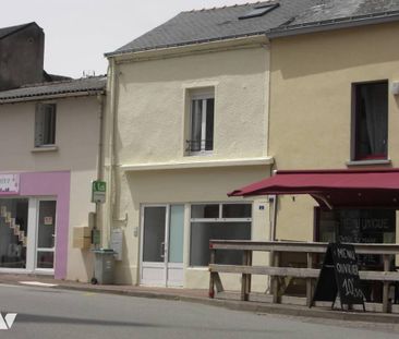 Loue Appartement à Port-Saint-Père T2 RDC - Cour fermée - Photo 2