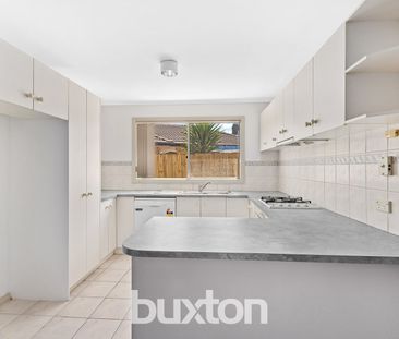 FANTASTIC ONE BEDROOM UNIT - QUIET LOCATION - Photo 2