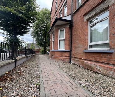 Flat 3, 6 Glandore Avenue, Belfast, BT15 3FB - Photo 4